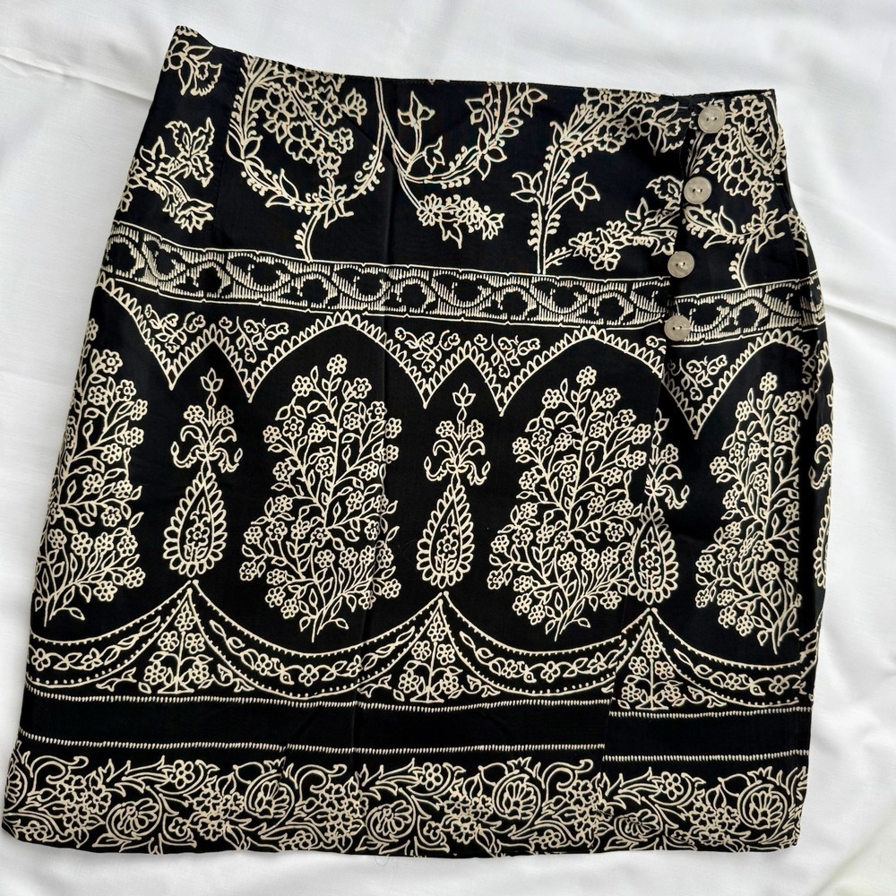 Vintage L'Amodei Floral Wrap Skirt Size 6 Made In Canada‎ Italy Fabric